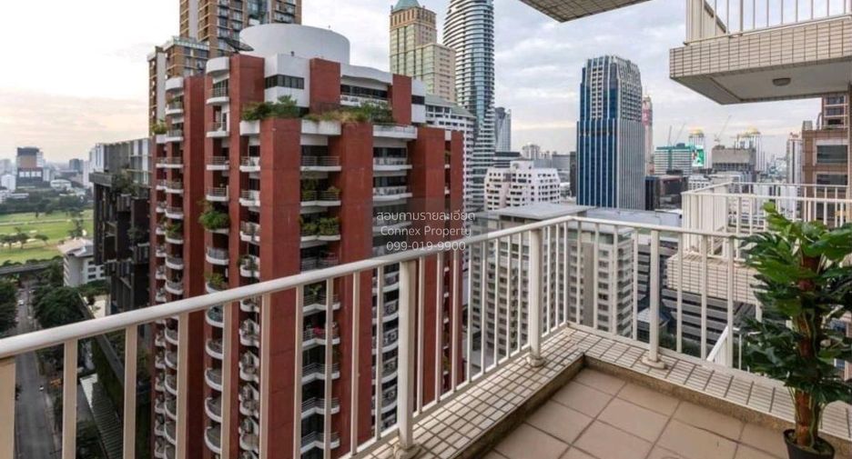 For sale 2 bedrooms condo in Pathum Wan, Bangkok