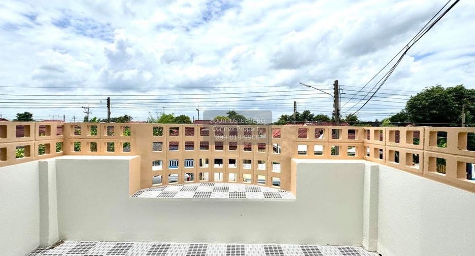For sale 4 bedrooms house in Lam Luk Ka, Pathum Thani