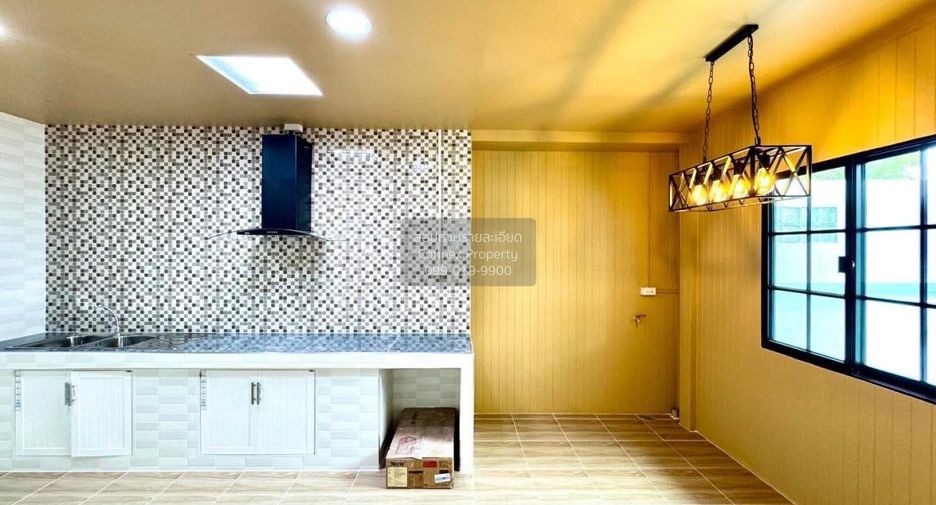 For sale 4 bedrooms house in Lam Luk Ka, Pathum Thani