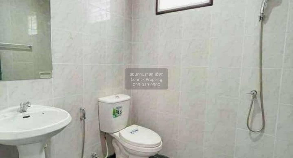 Haus zum Kauf mit 4 Zimmer in Bang Bua Thong, Nonthaburi