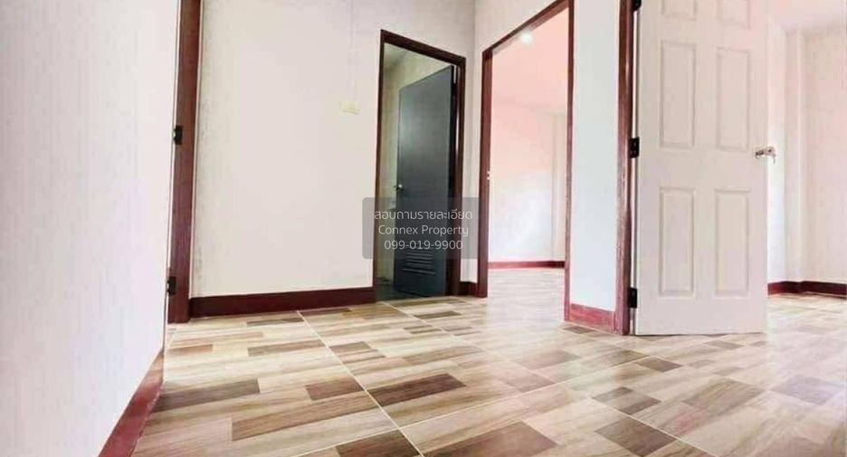 Haus zum Kauf mit 4 Zimmer in Bang Bua Thong, Nonthaburi