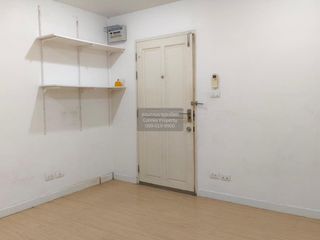 出售 1 卧室 公寓 在 Huai Khwang, 曼谷
