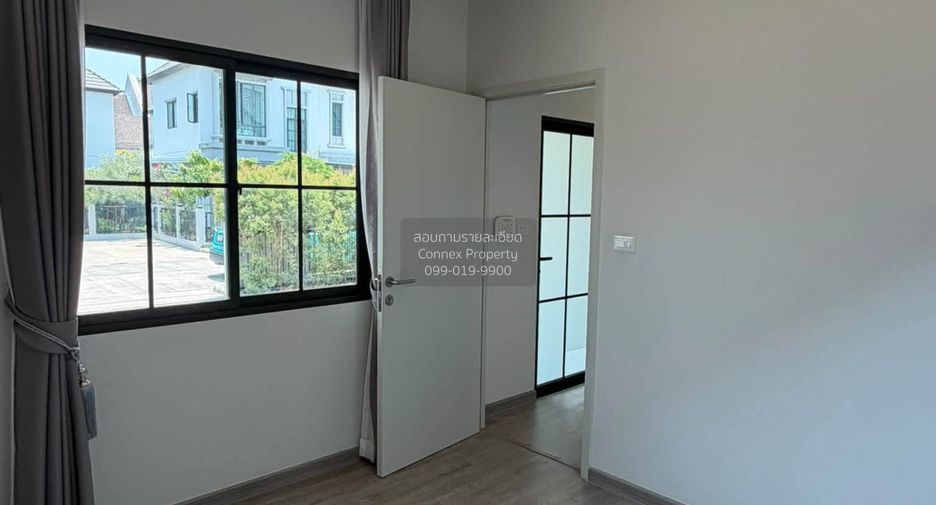Casa en venta de 4 habitaciones en Lat Krabang, Bangkok