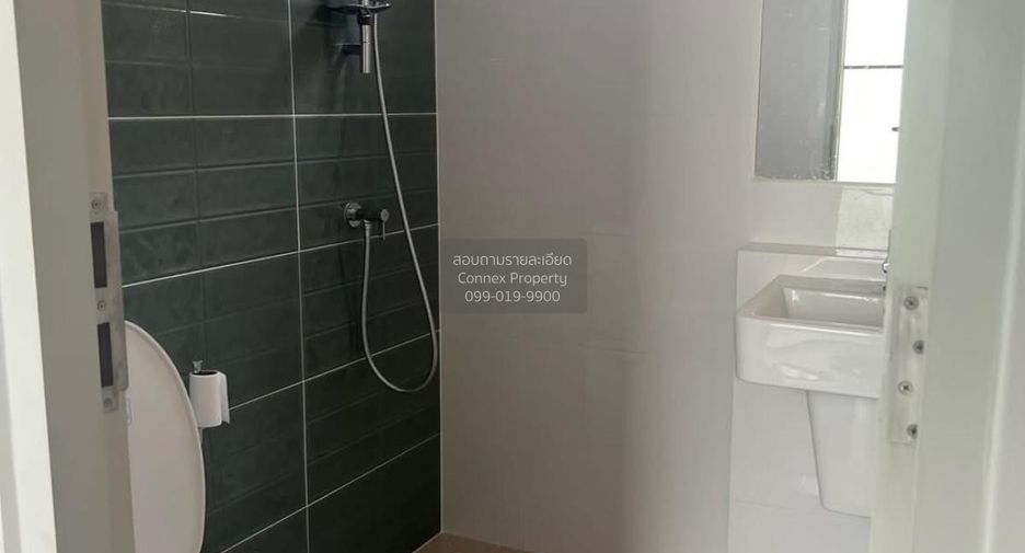出售 4 卧室 独立屋 在 Lat Krabang, 曼谷