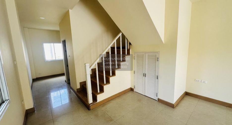 For sale 2 bedrooms townhouse in Mueang Nonthaburi, Nonthaburi