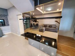 Casa adosada en venta de 3 habitaciones en Bang Kruai, Nonthaburi