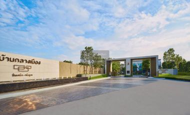 For sale 3 ベッドルーム townhouse in Bang Kruai, Nonthaburi