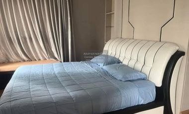 For sale 2 ベッドルーム condo in Watthana, Bangkok