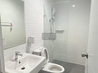 For sale 4 bedrooms townhouse in Mueang Samut Sakhon, Samut Sakhon