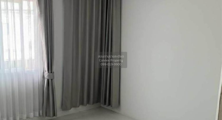 For sale 4 bedrooms townhouse in Mueang Samut Sakhon, Samut Sakhon