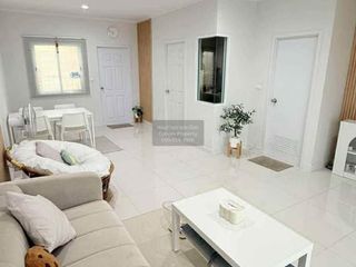 For sale 4 bedrooms townhouse in Mueang Samut Sakhon, Samut Sakhon