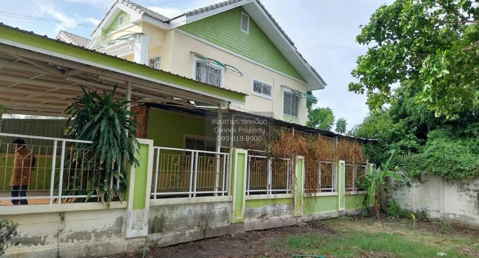 For sale 4 bedrooms townhouse in Mueang Samut Sakhon, Samut Sakhon