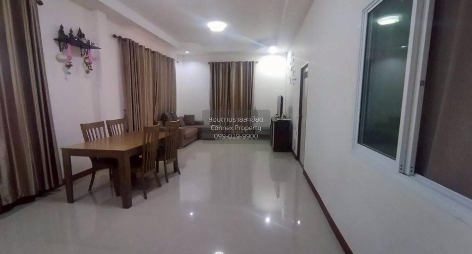 Haus zum Kauf mit 3 Zimmer in Mueang Rayong, Rayong