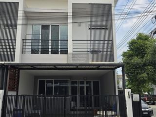 ขาย 3 ห้องนอน ทาวน์เฮ้าส์ ใน บางแค, กรุงเทพฯ