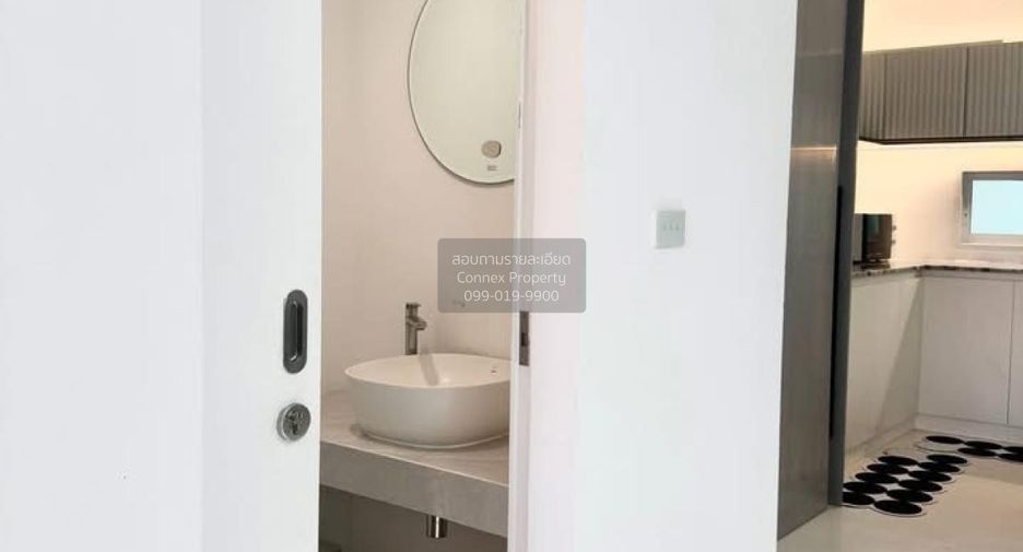For sale 2 bedrooms townhouse in Bang Phli, Samut Prakan