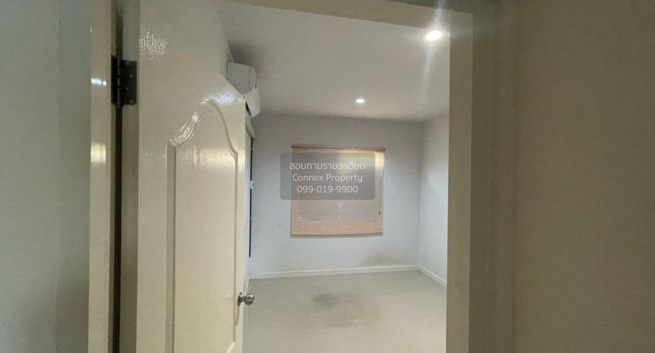 For sale 3 bedrooms townhouse in Bang Phli, Samut Prakan
