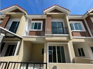 Продажа 3 спальни таунхаус в Bang Phli, Самутпракан