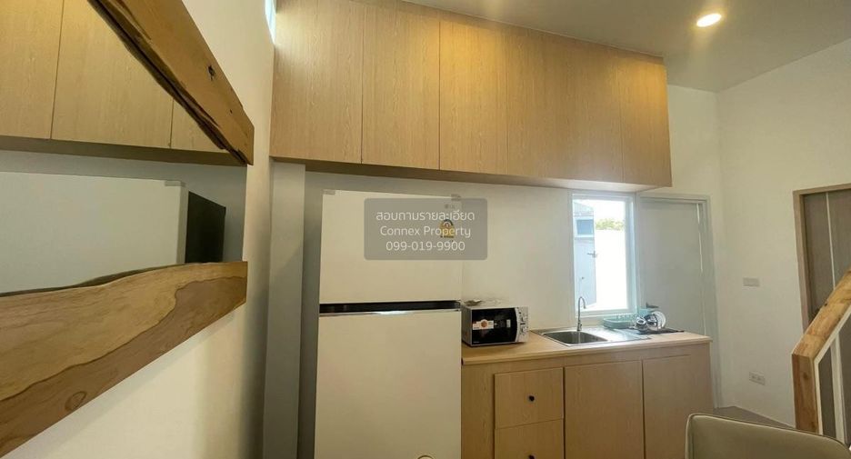 For sale 2 bedrooms townhouse in Mueang Nakhon Pathom, Nakhon Pathom
