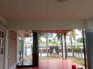 For sale 4 ベッドルーム house in Phutthamonthon, Nakhon Pathom