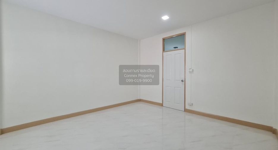 For sale 3 bedrooms townhouse in Bueng Kum, Bangkok