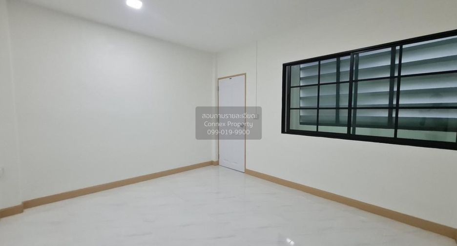 For sale 3 bedrooms townhouse in Bueng Kum, Bangkok