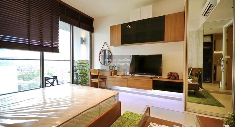 For sale 1 bed condo in Khlong Toei, Bangkok