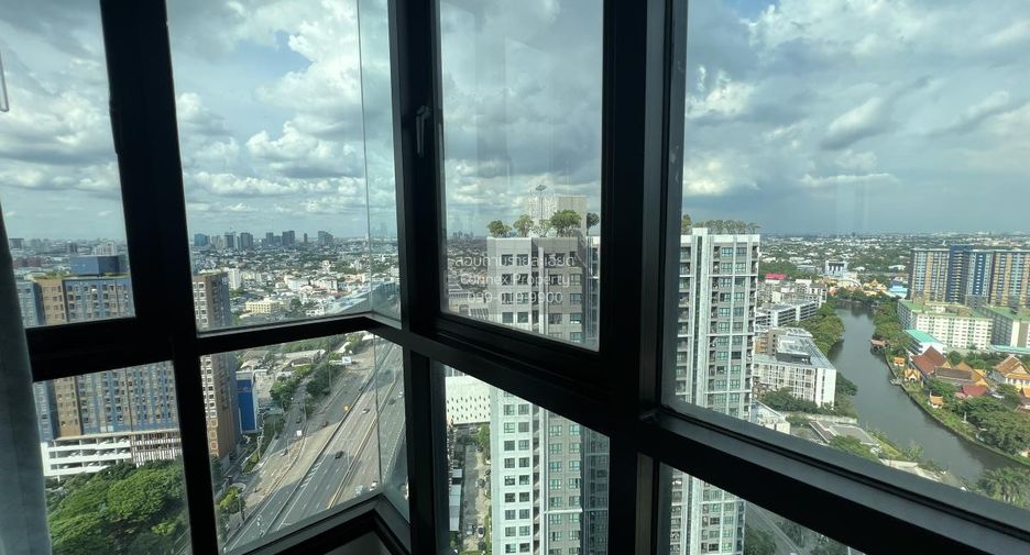 À vendre 2 chambres condo à Watthana, Bangkok