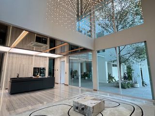 Casa en alquiler de 4 habitaciones en Bueng Kum, Bangkok