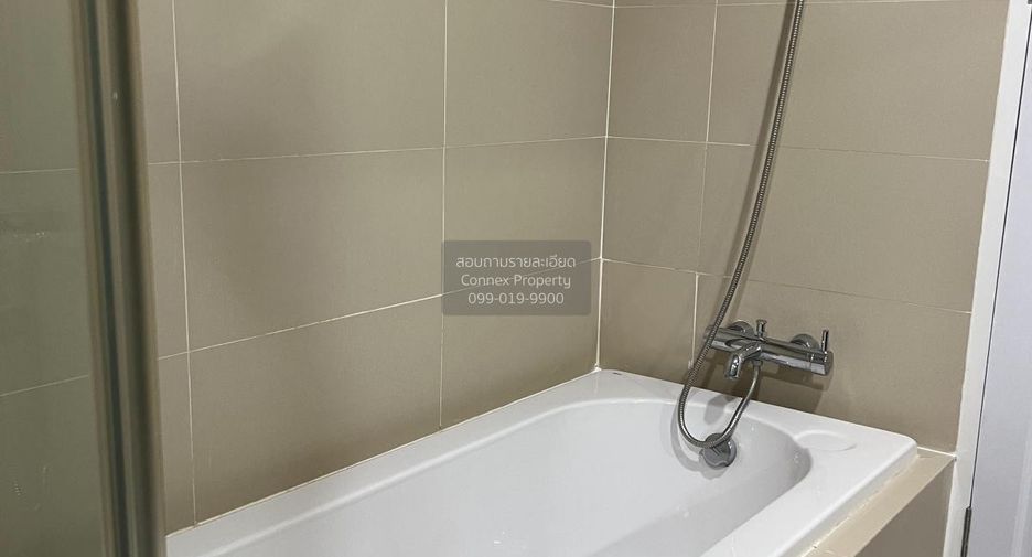 For rent 3 ベッドルーム condo in Huai Khwang, Bangkok