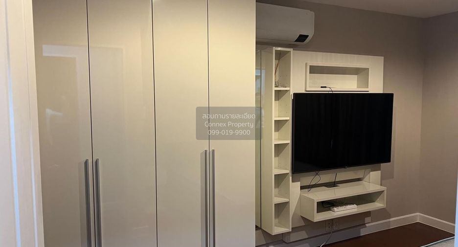 For rent 3 ベッドルーム condo in Huai Khwang, Bangkok