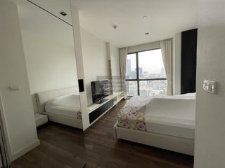 À louer 1 chambre condo à Phra Khanong, Bangkok