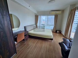 For rent 3 bedrooms condo in Bang Kho Laem, Bangkok