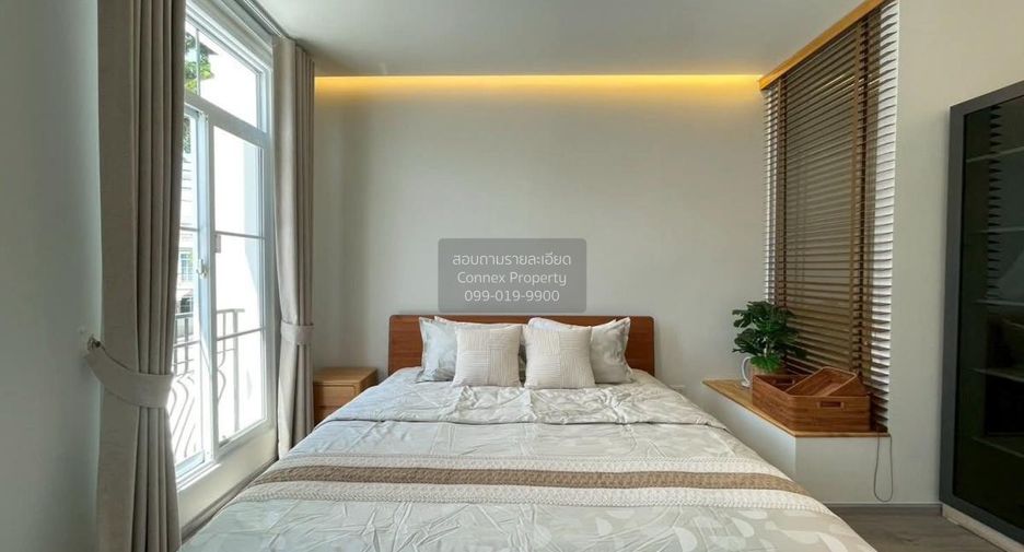 For rent 3 bedrooms townhouse in Prawet, Bangkok