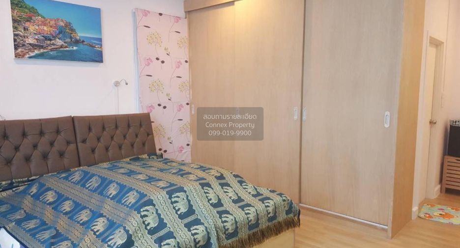 For rent 6 bedrooms townhouse in Mueang Nonthaburi, Nonthaburi