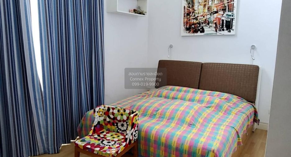 For rent 6 bedrooms townhouse in Mueang Nonthaburi, Nonthaburi