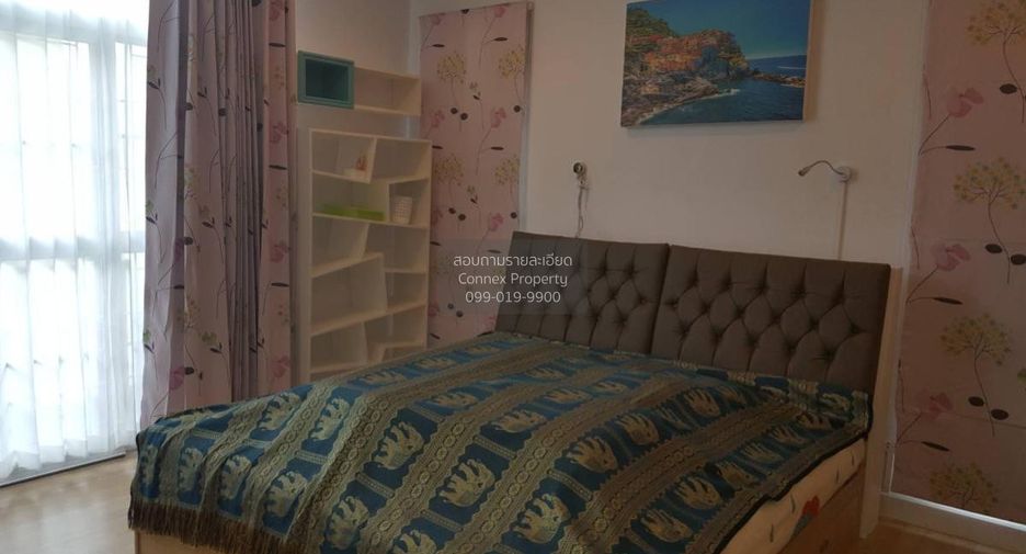 For rent 6 bedrooms townhouse in Mueang Nonthaburi, Nonthaburi