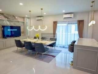 For rent 4 bedrooms house in Bang Phli, Samut Prakan