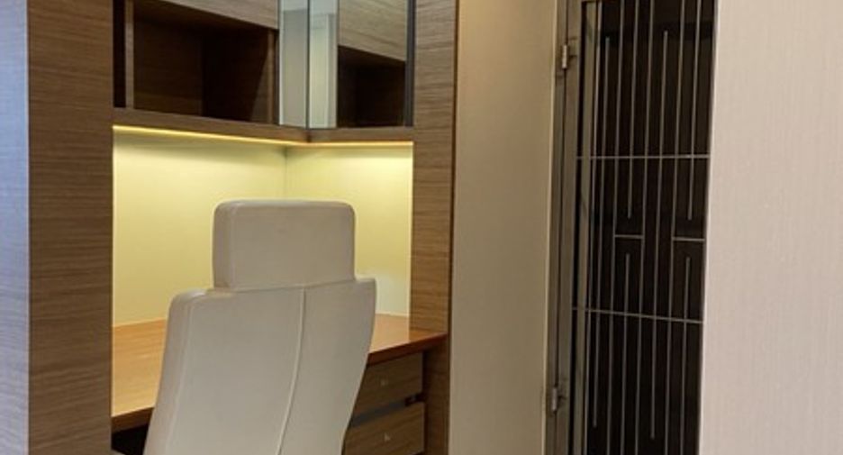 Wohnung zur Miete mit 2 Zimmer in Sathon, Bangkok