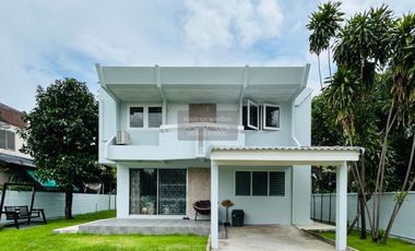 For rent 4 bedrooms house in Suan Luang, Bangkok