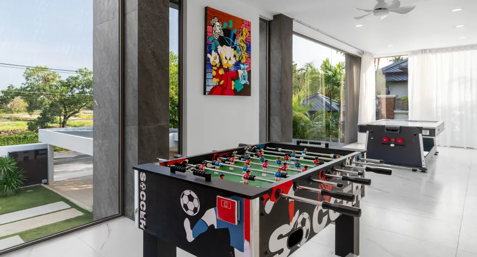 For sale 6 bed villa in Thalang, Phuket