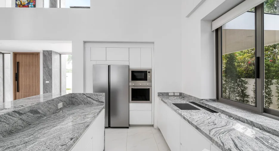 For sale 6 bed villa in Thalang, Phuket