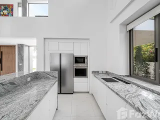 For sale 6 bed villa in Thalang, Phuket