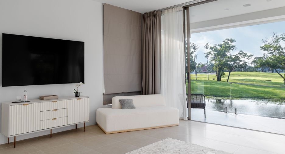 For sale 6 bed villa in Thalang, Phuket