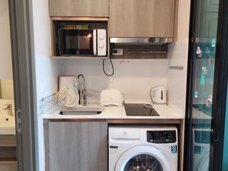 For rent 1 bed condo in Mueang Samut Prakan, Samut Prakan