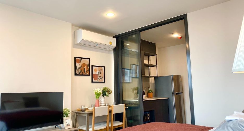 For sale 1 bed condo in Huai Khwang, Bangkok