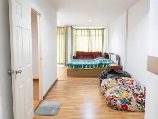 For rent 3 bed townhouse in Cha Am, Phetchaburi