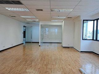 For rent 1 bed office in Bang Rak, Bangkok