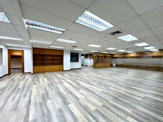 For rent 1 bed office in Khlong Toei, Bangkok