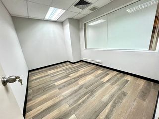 For rent 1 bed office in Khlong Toei, Bangkok
