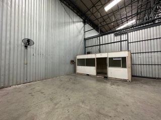 For rent warehouse in Pak Kret, Nonthaburi